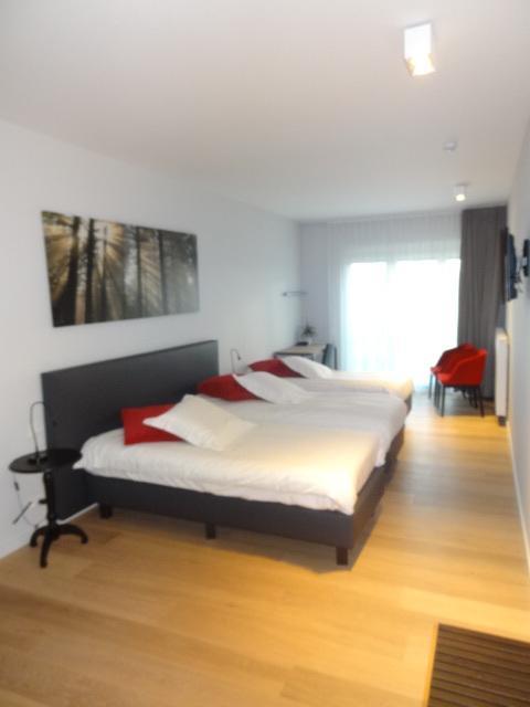 Hotel Kasteelhof 'T Hooghe Ypres Quarto foto